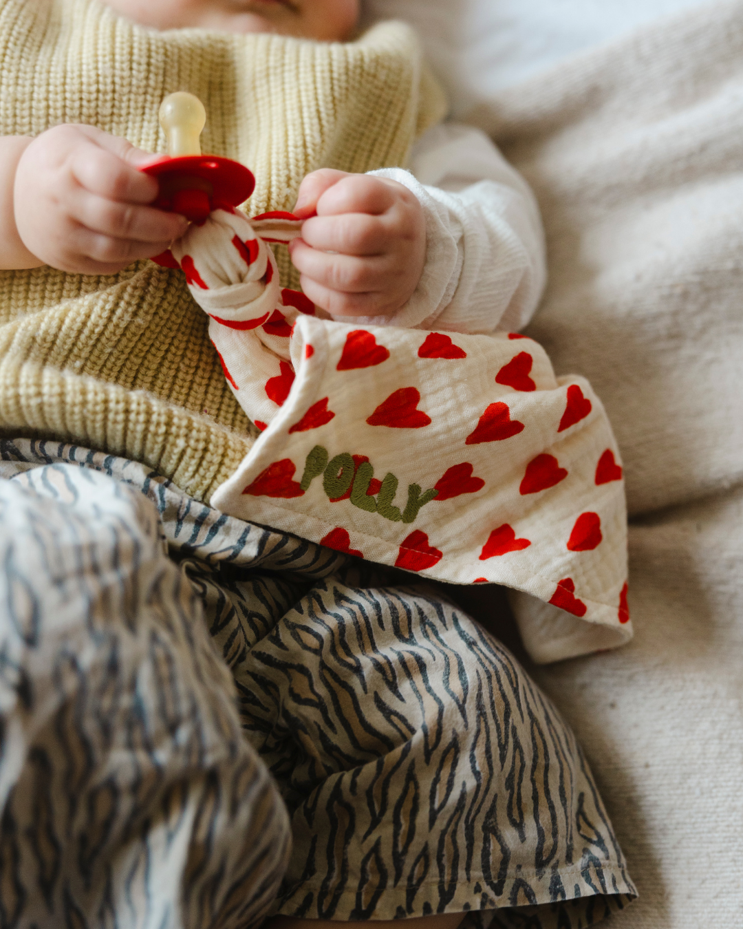 PACIFIER CLOTH CUDDLE | J&