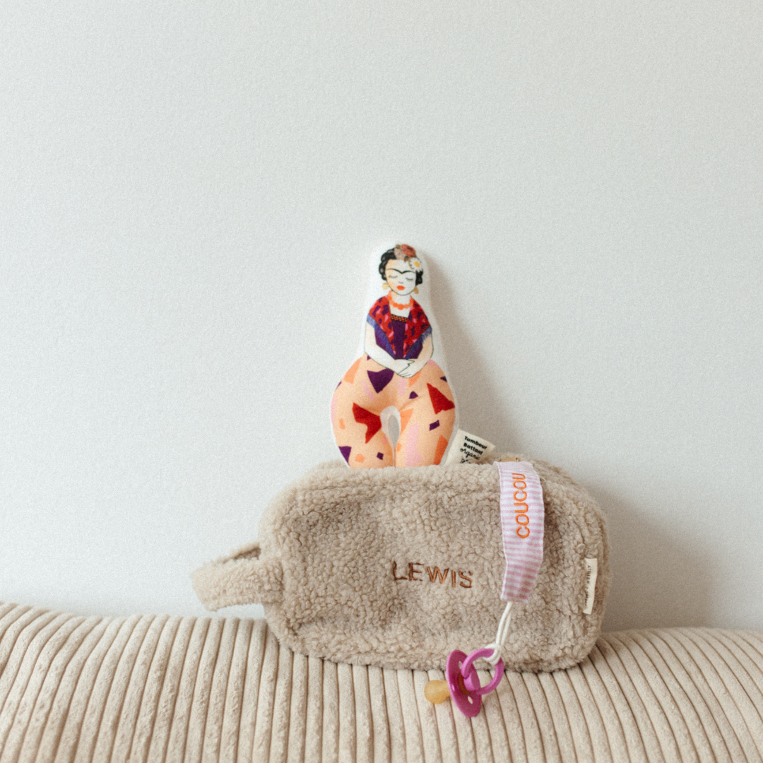 En toilettas van teddy met een personalisatie