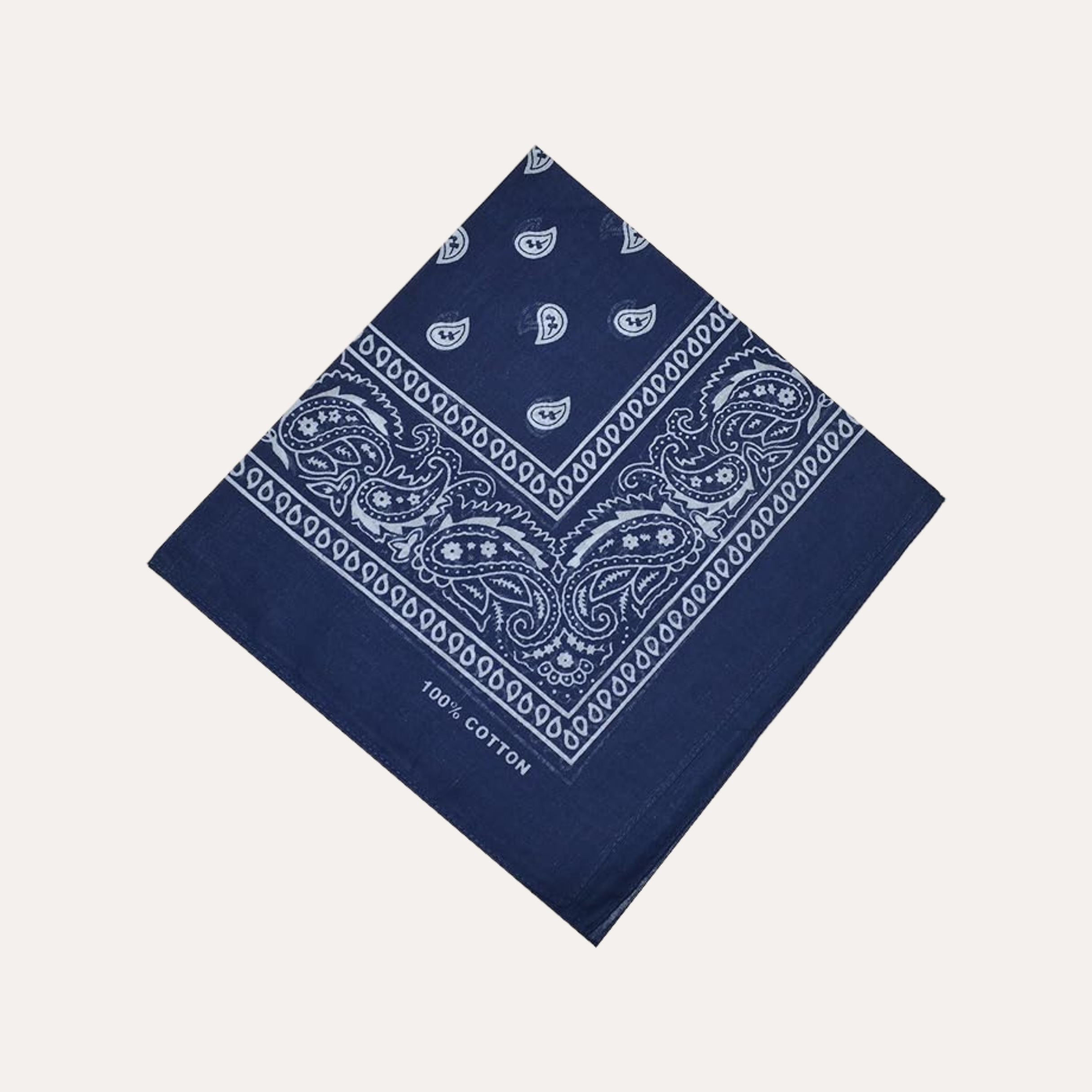Een blauwe bandana scarf met personalisatie