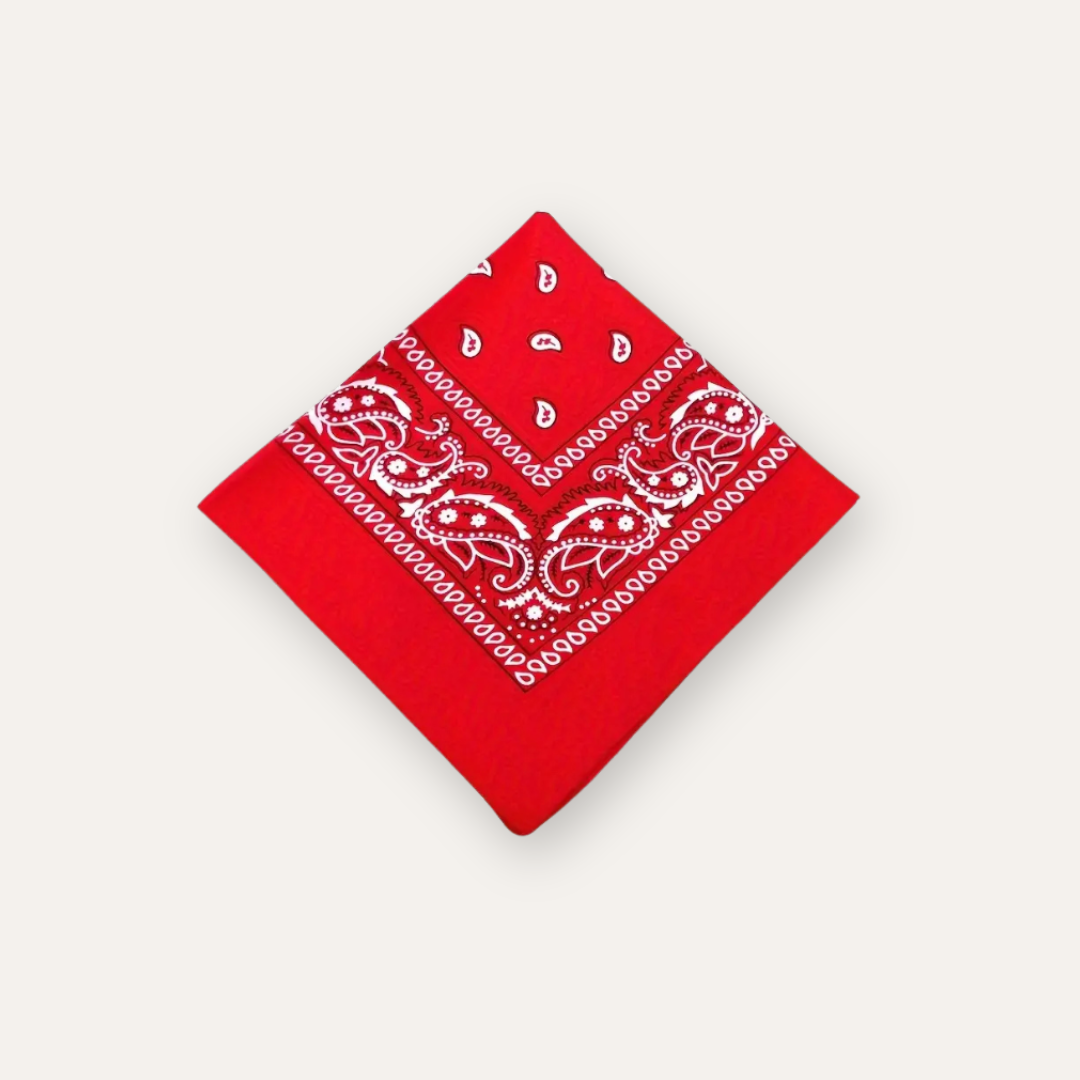Een rode bandana sjaal