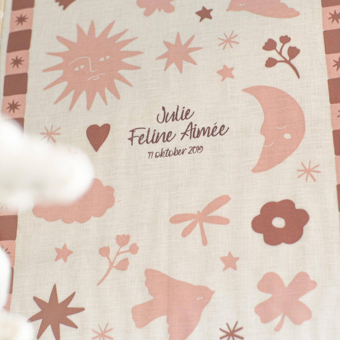 Een geboorte poster in het roze met personalisatie