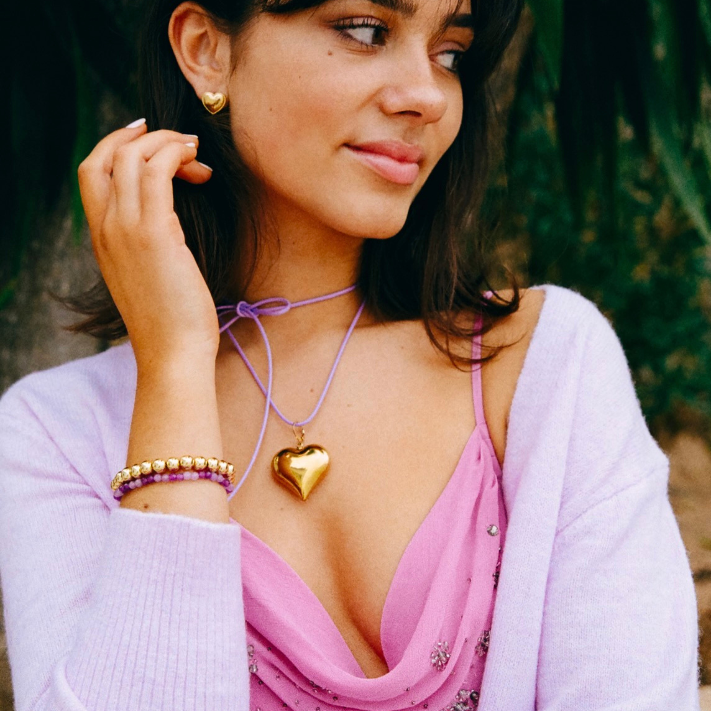 Een gouden sieraden bedel