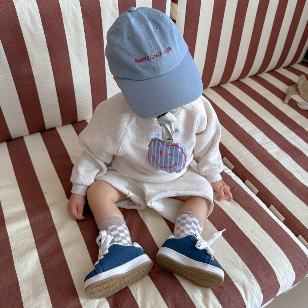 Een korte broek voor kinderen