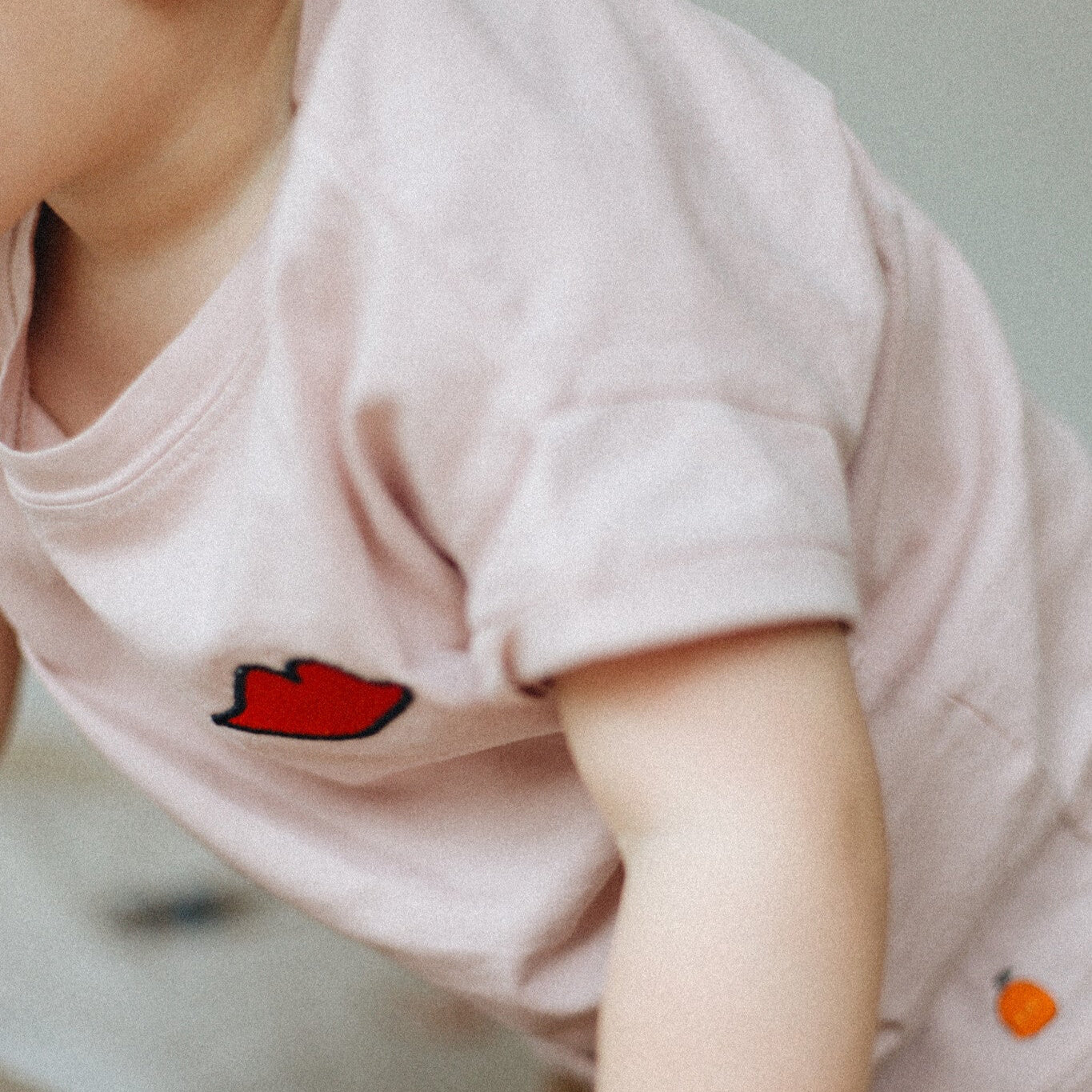 T-shirt pinky promise