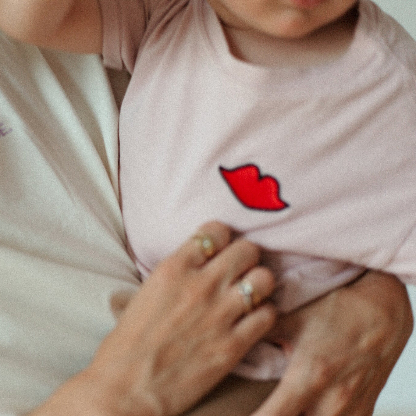 T-shirt pinky promise