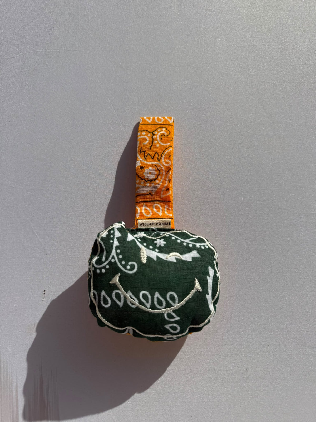 SAMPLE SALE |Pacifier Cloth Pomme Bandana