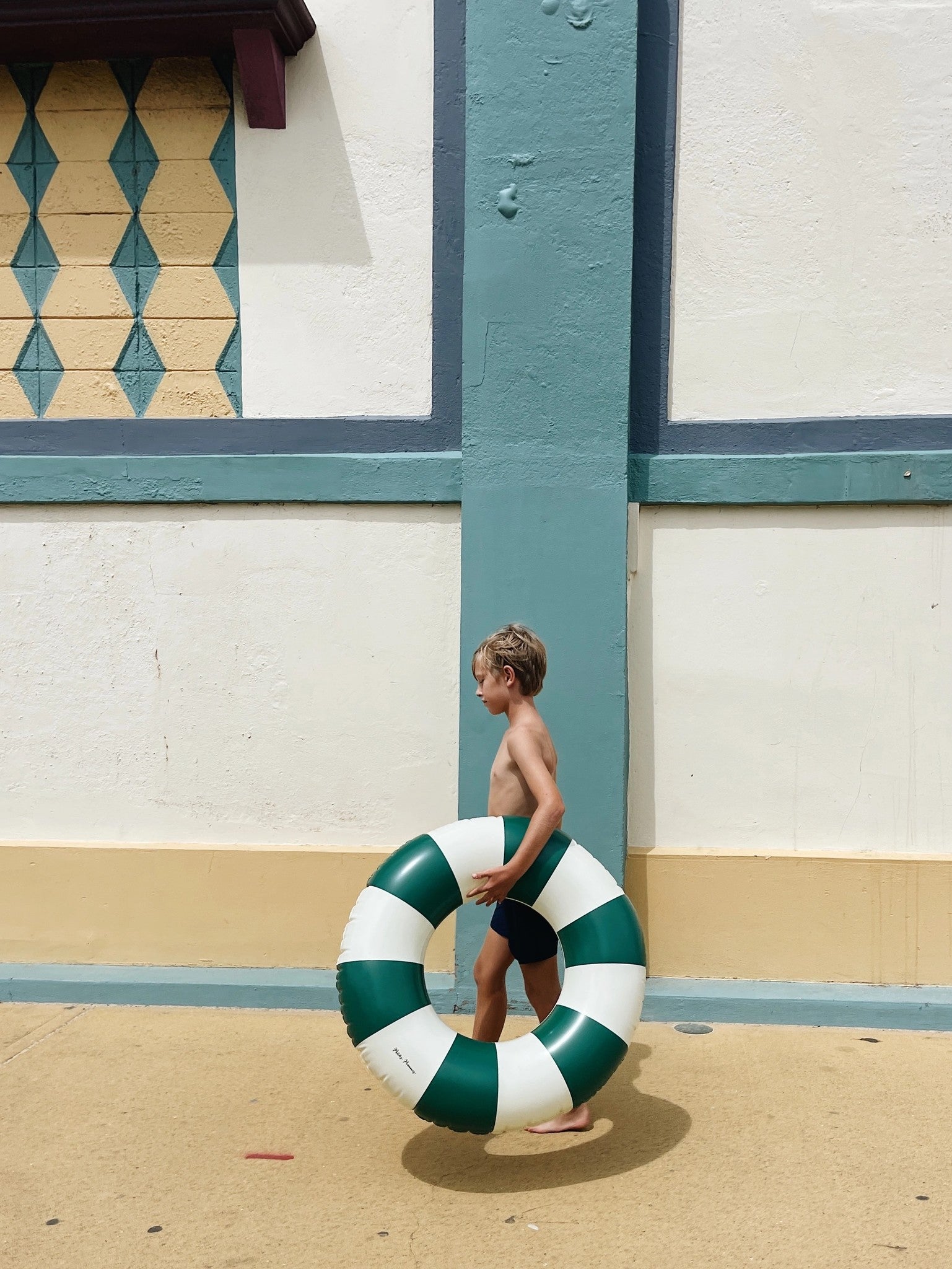 ICONIC FLOATS | OXFORD GREEN