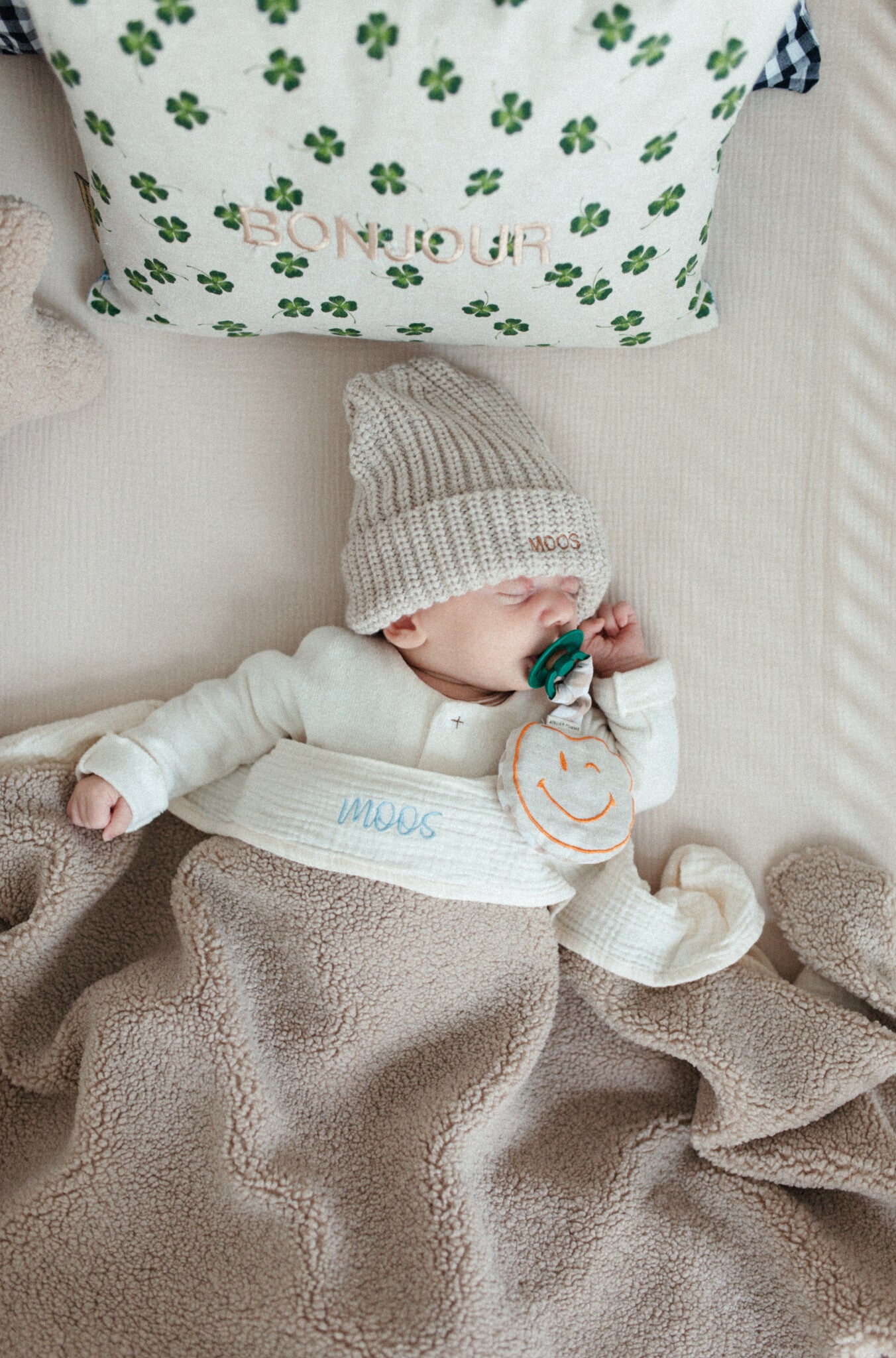 origineel geboorte geschenk: speenkoord met knuffel