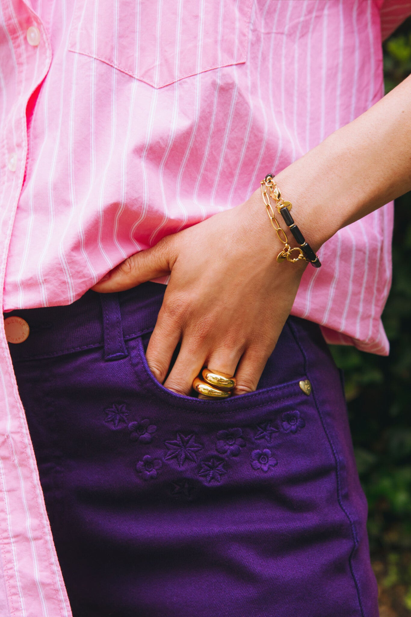 armband van Bonnie Studios, gemaakt van 18K goud verguld roestvrij staal, waterproof en elegant.