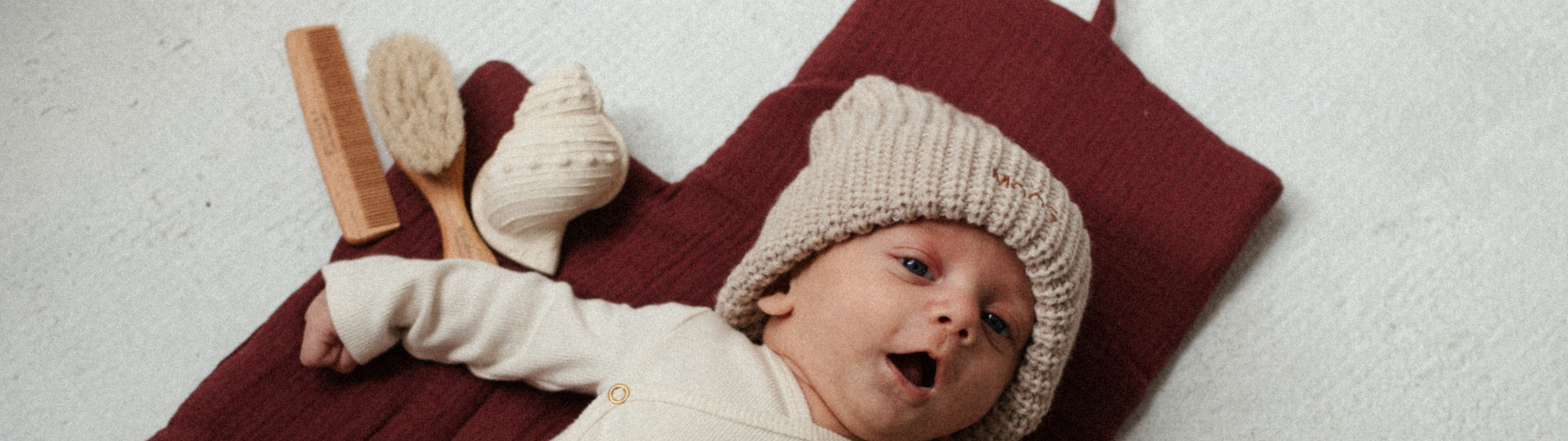 verschoonmatje met hoes van zacht mousseline katoen voor het verschonen van je baby