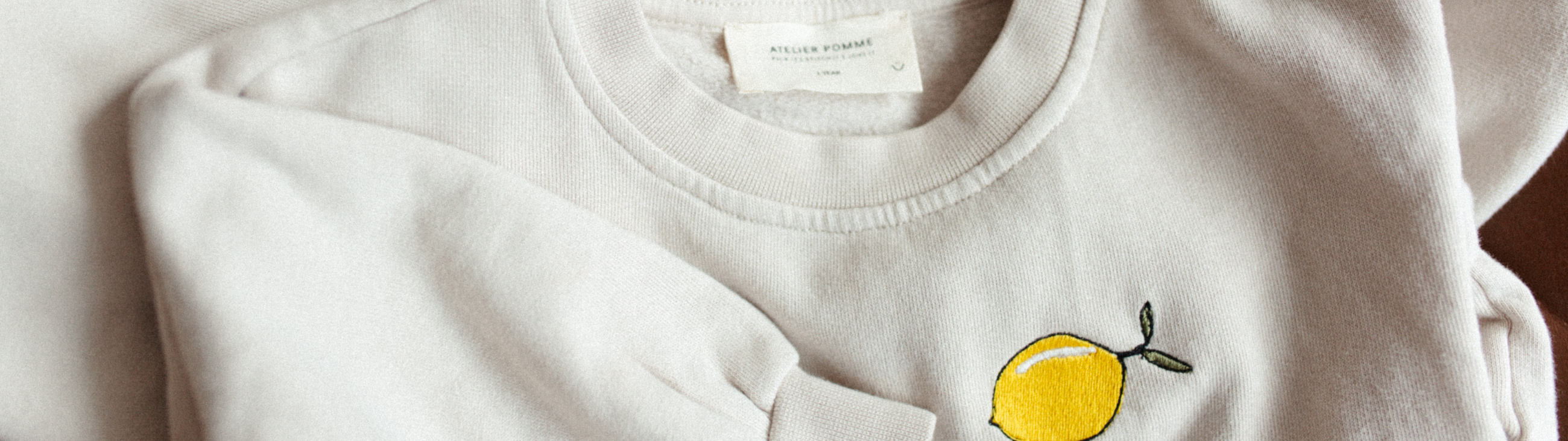 KIDS SWEATERS