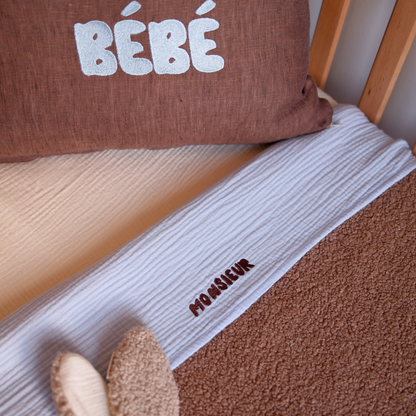 Cushion: Linen | Hot Chocolate