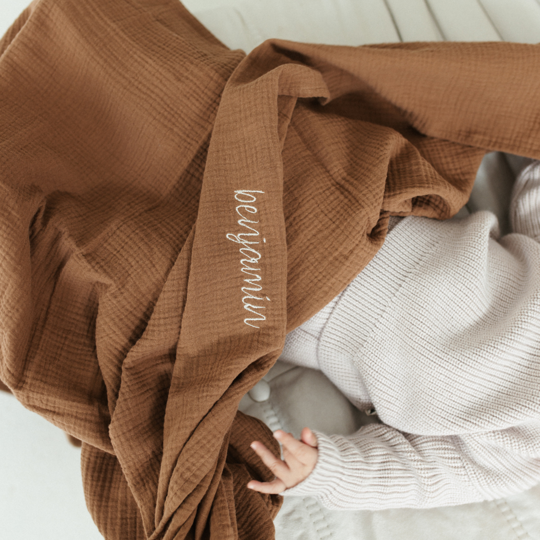 GIANT SWADDLE | BETTER BROWNIE