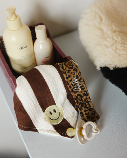 PACIFIER CLOTH | CUDDLE THE BROWN STRIPE