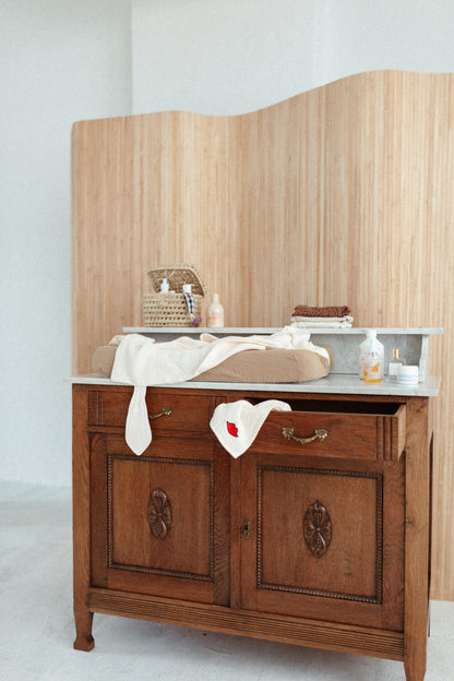 Changing cover fine brown 