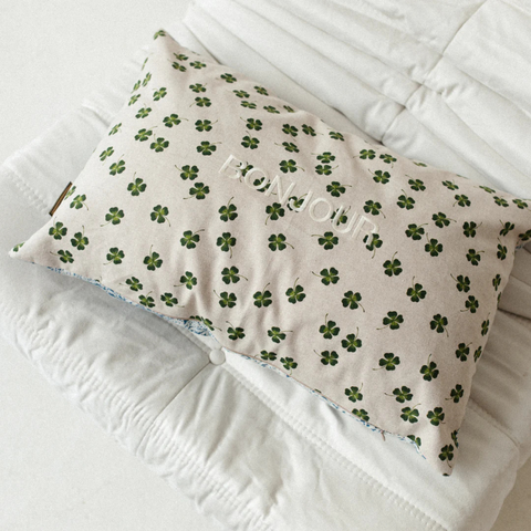 CUSHION | LUCKY