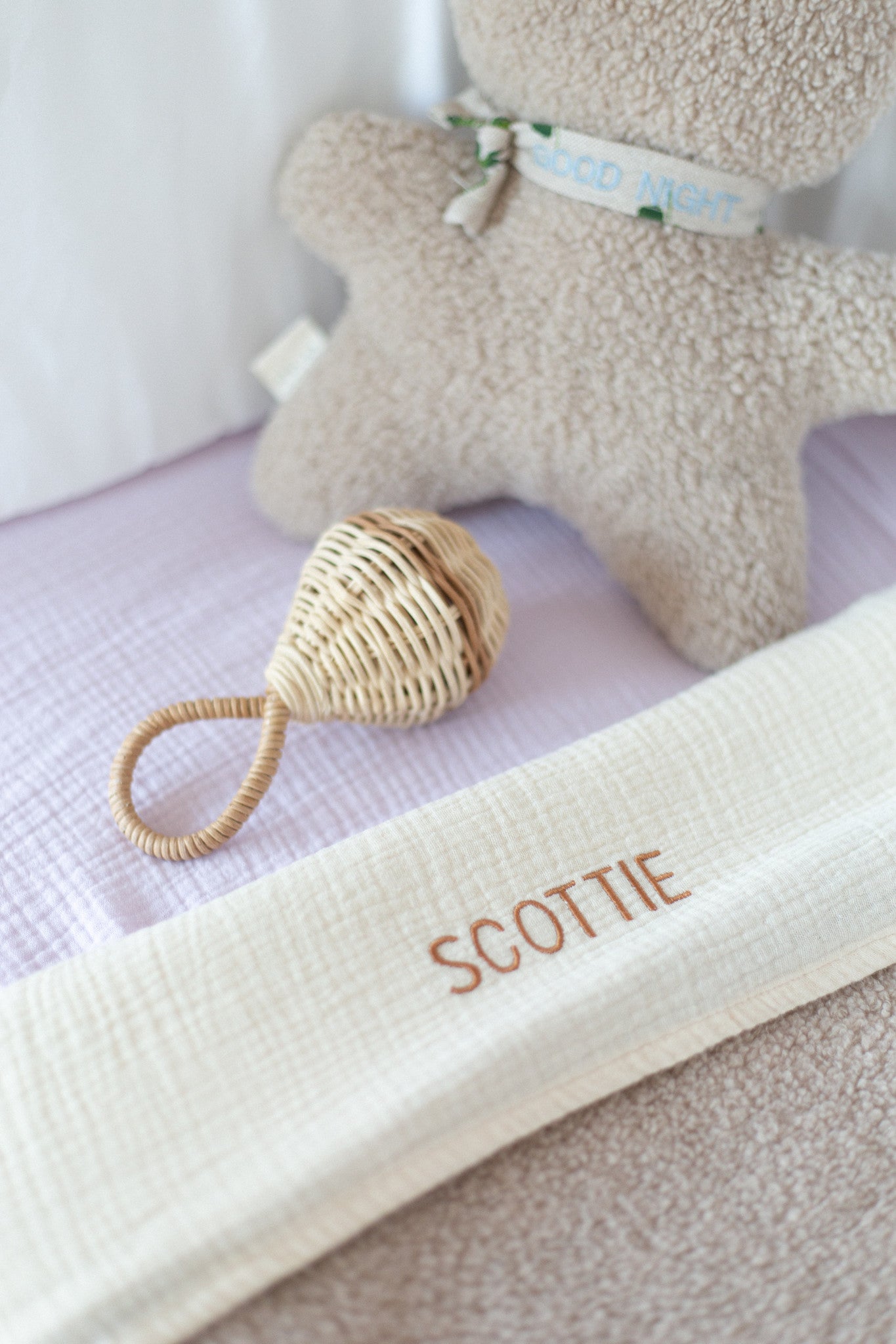 Fitted sheet crib lucky lila 