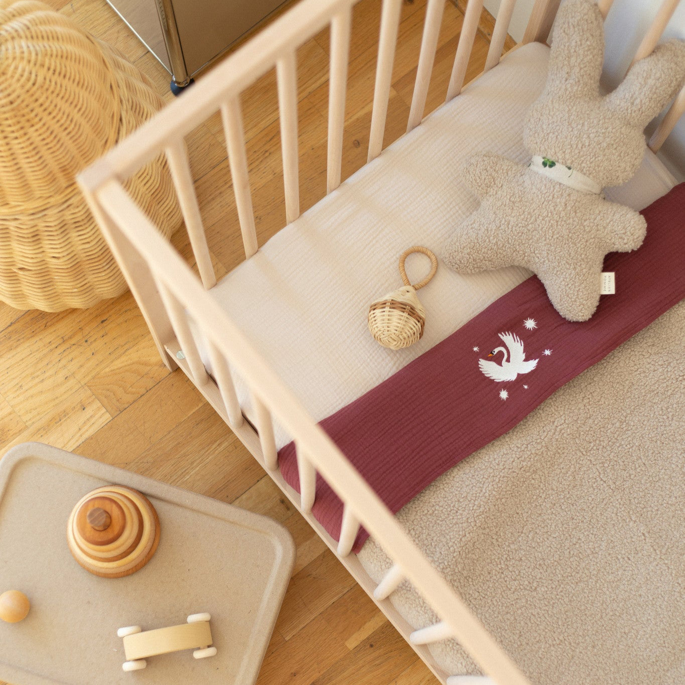 Flat sheet cot