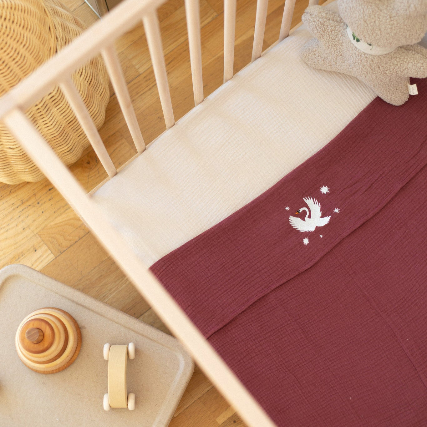 Flat sheet cot 