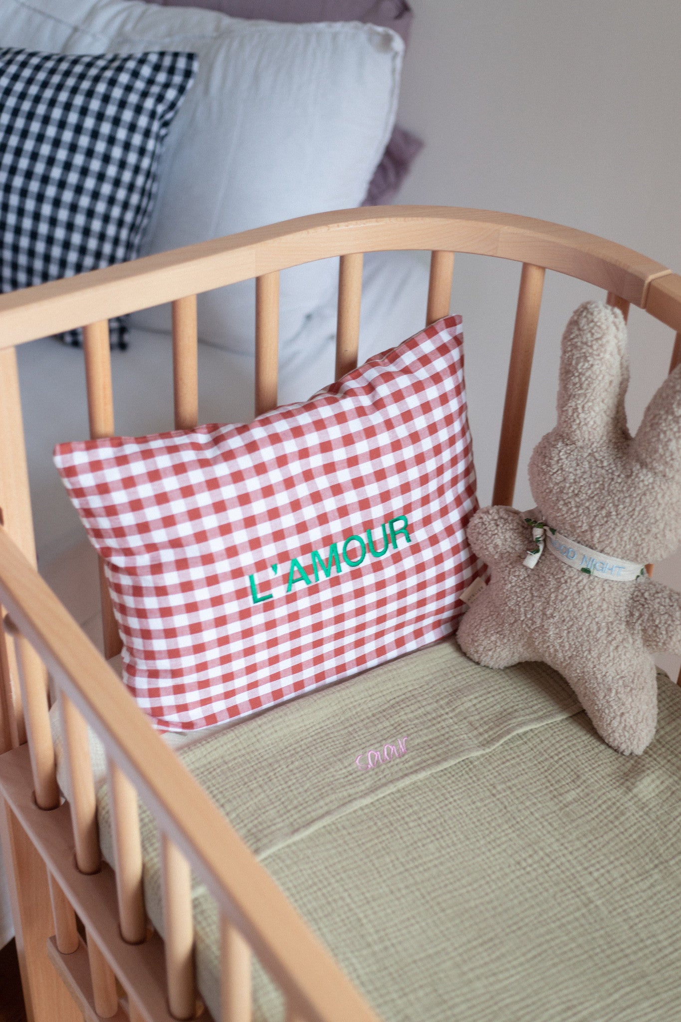 Flat sheet crib morning moss