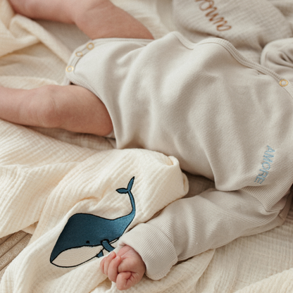 Giant swaddle