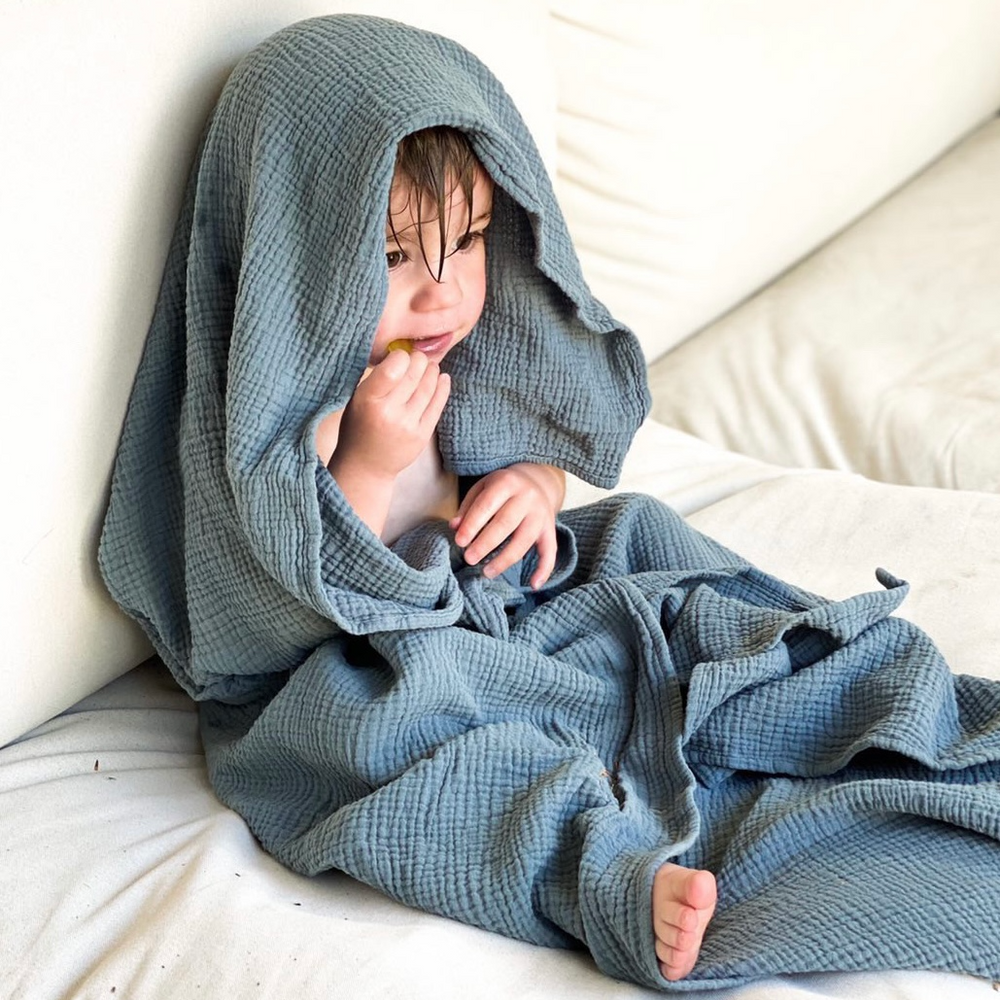 GIANT SWADDLE | MISTY BLUE 
