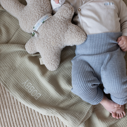 Giant swaddle morning moss