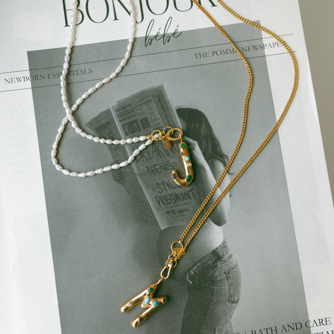 Gouden letterhanger