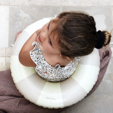 ICONIC FLOATS | EMMA