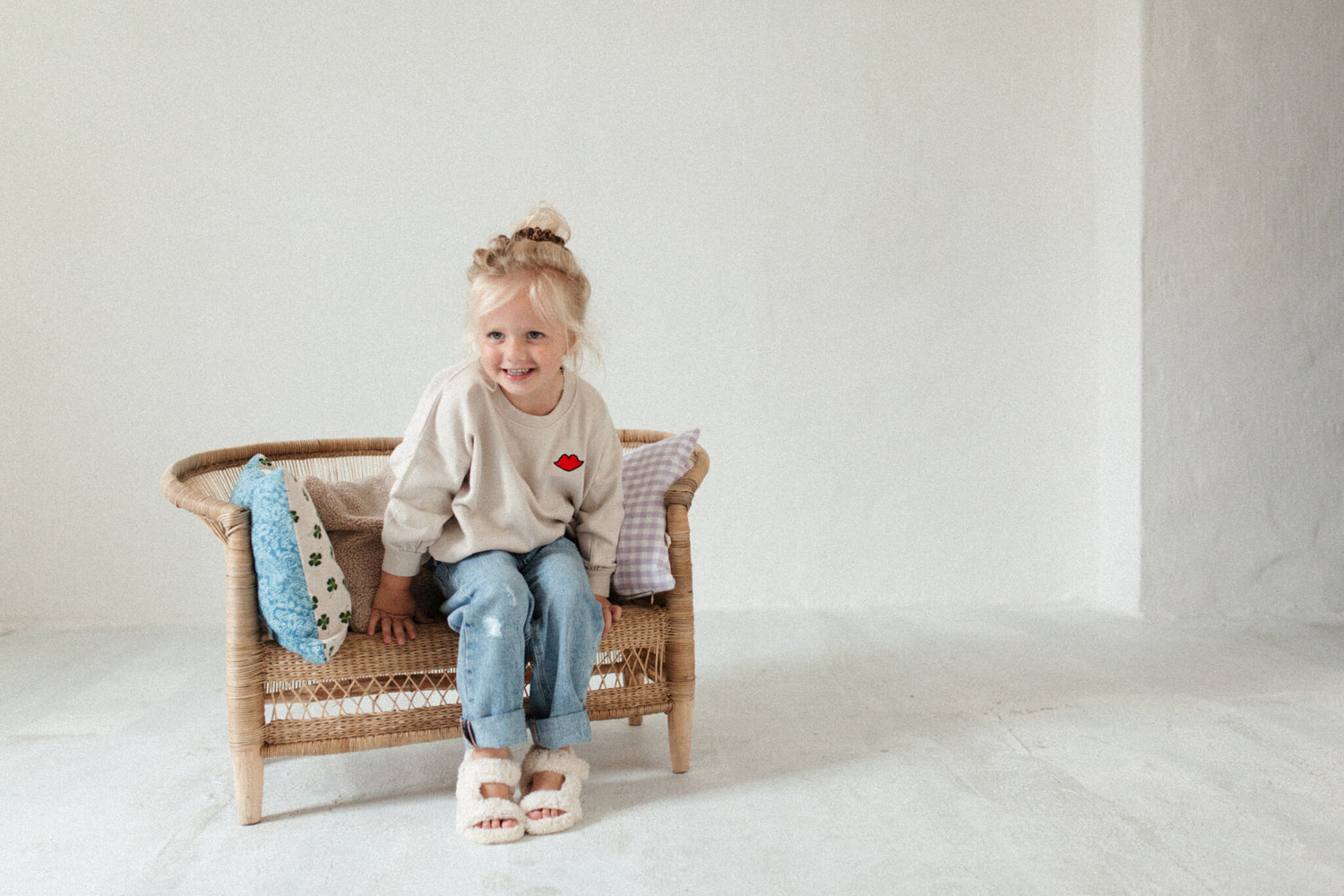 Malawi kids loveseat