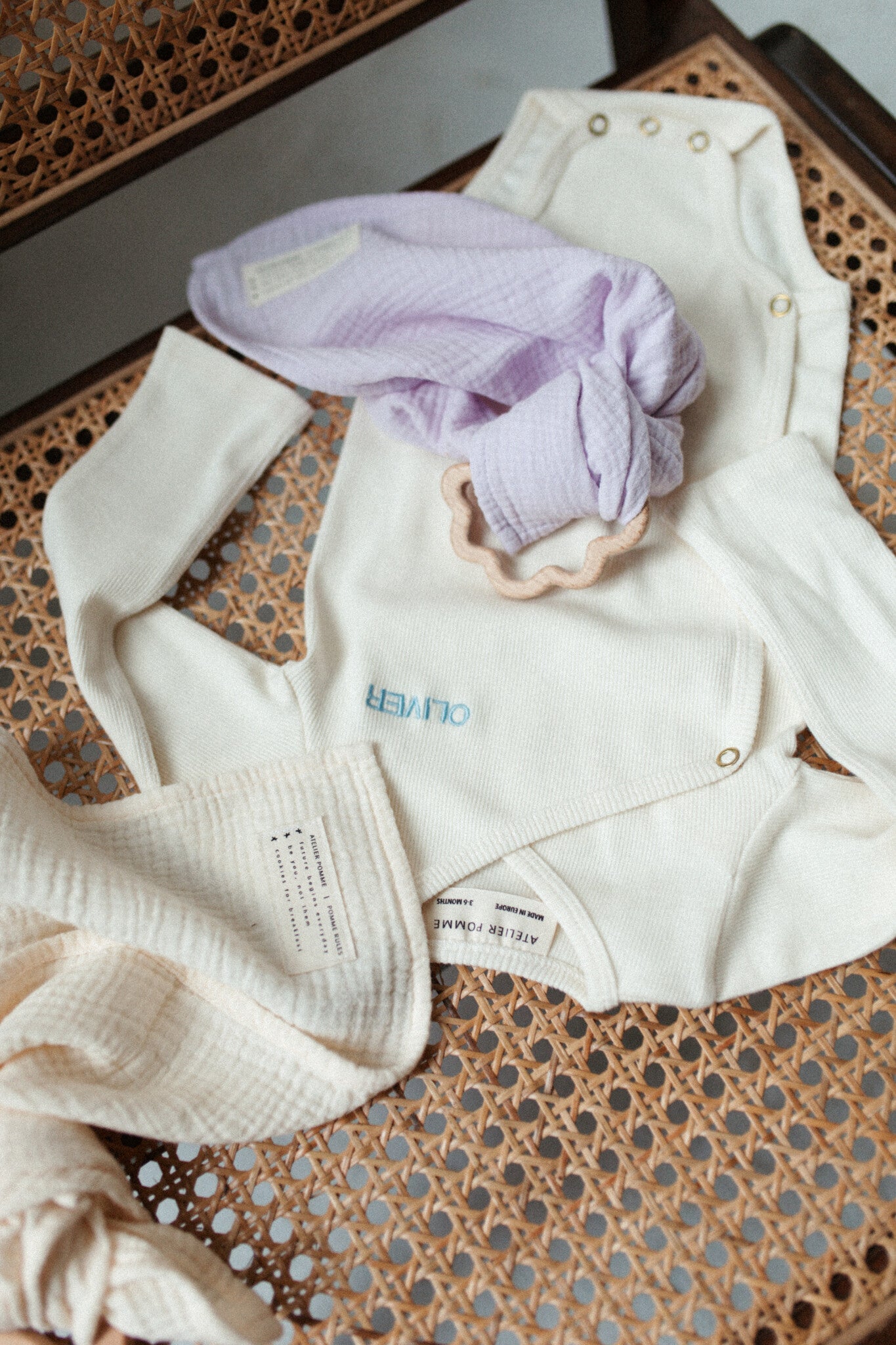 Romper wrap the baby cosy white 