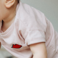 T-SHIRT | PINKY PROMISE