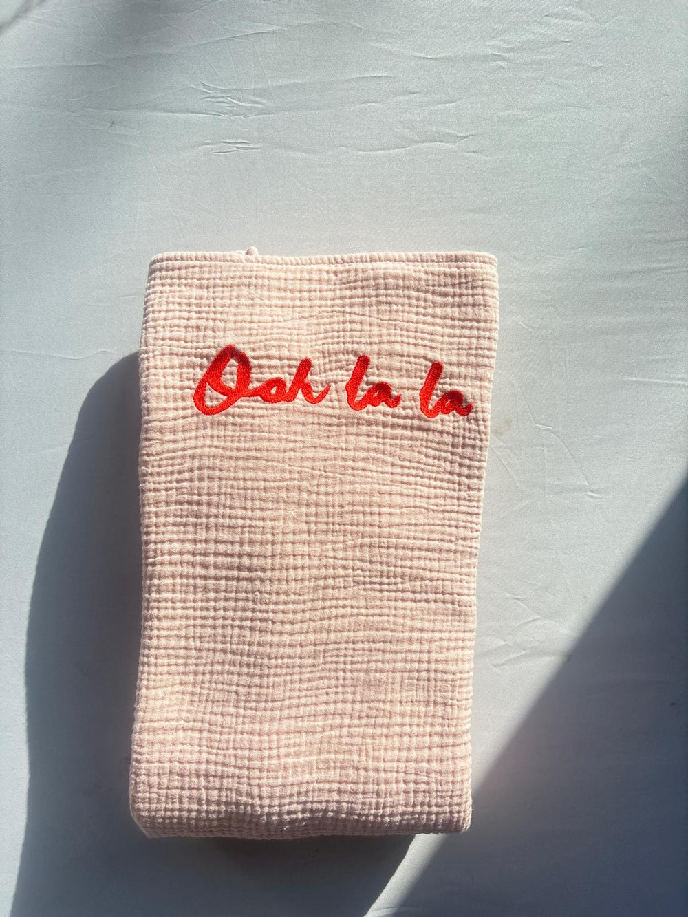 SAMPLE SALE | Giant Swaddle Pinky Promise Ooh La La