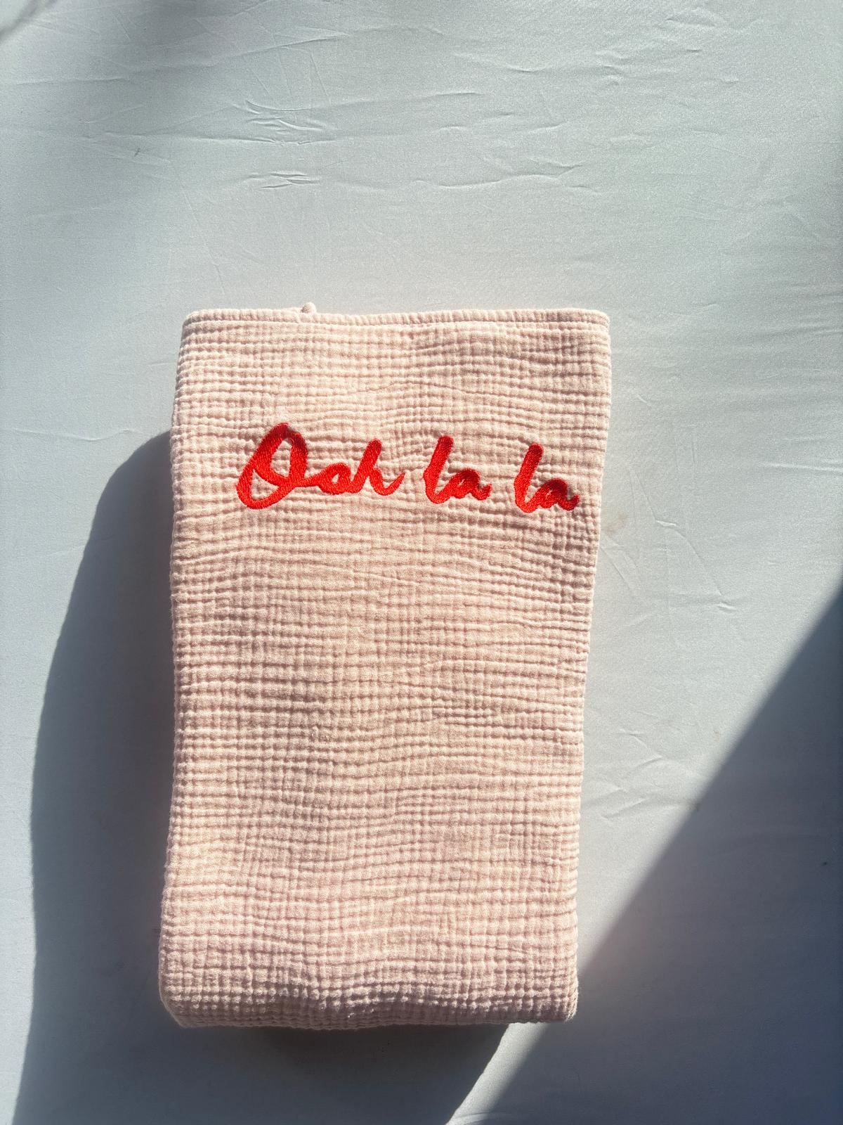 SAMPLE SALE | Giant Swaddle Pinky Promise Ooh La La