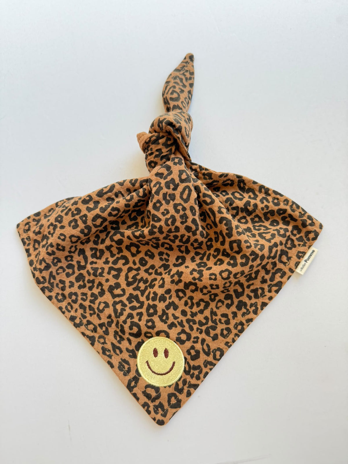 SAMPLE SALE |Cuddle Leopard Smiley