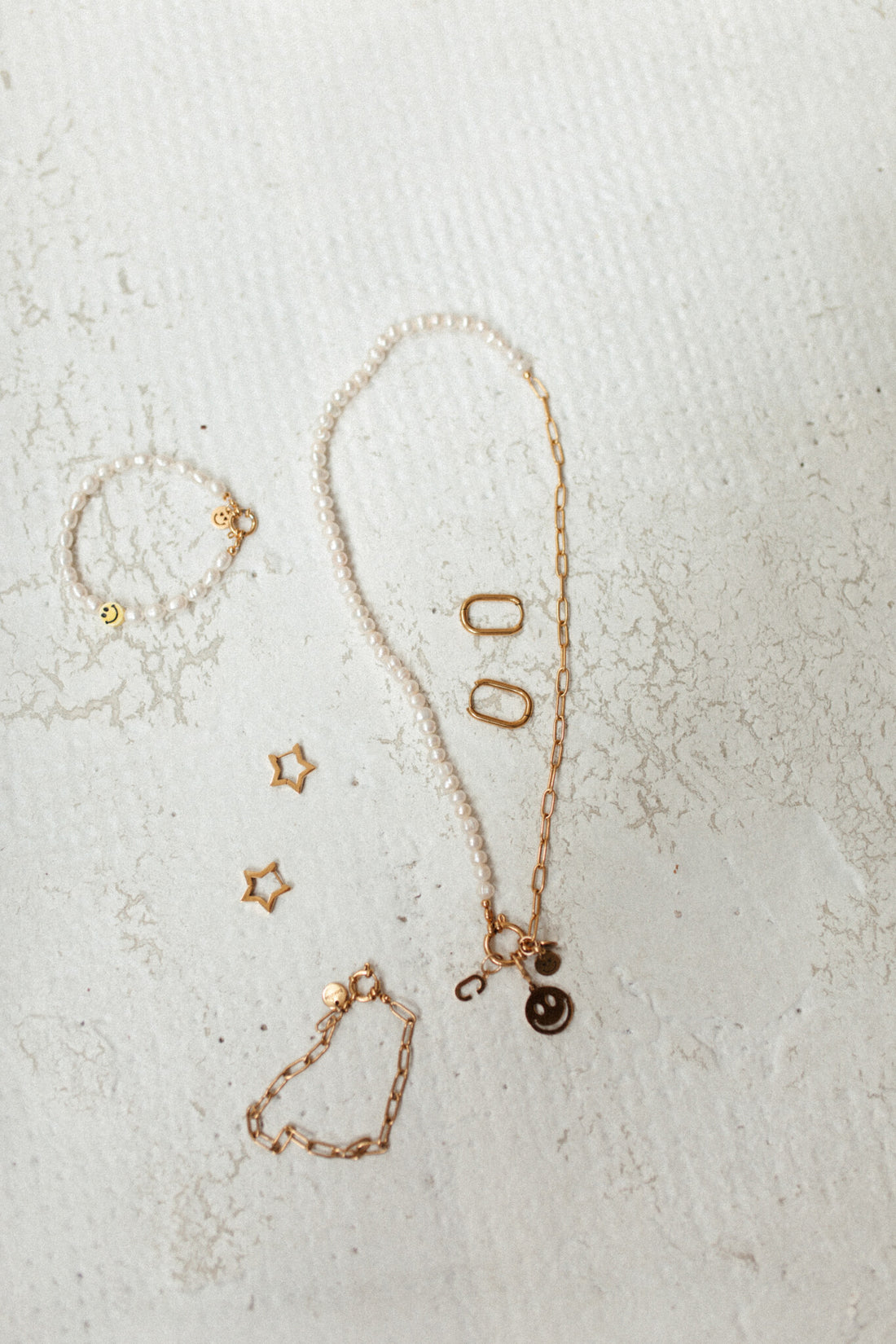 FLINT GOLD NECKLACE