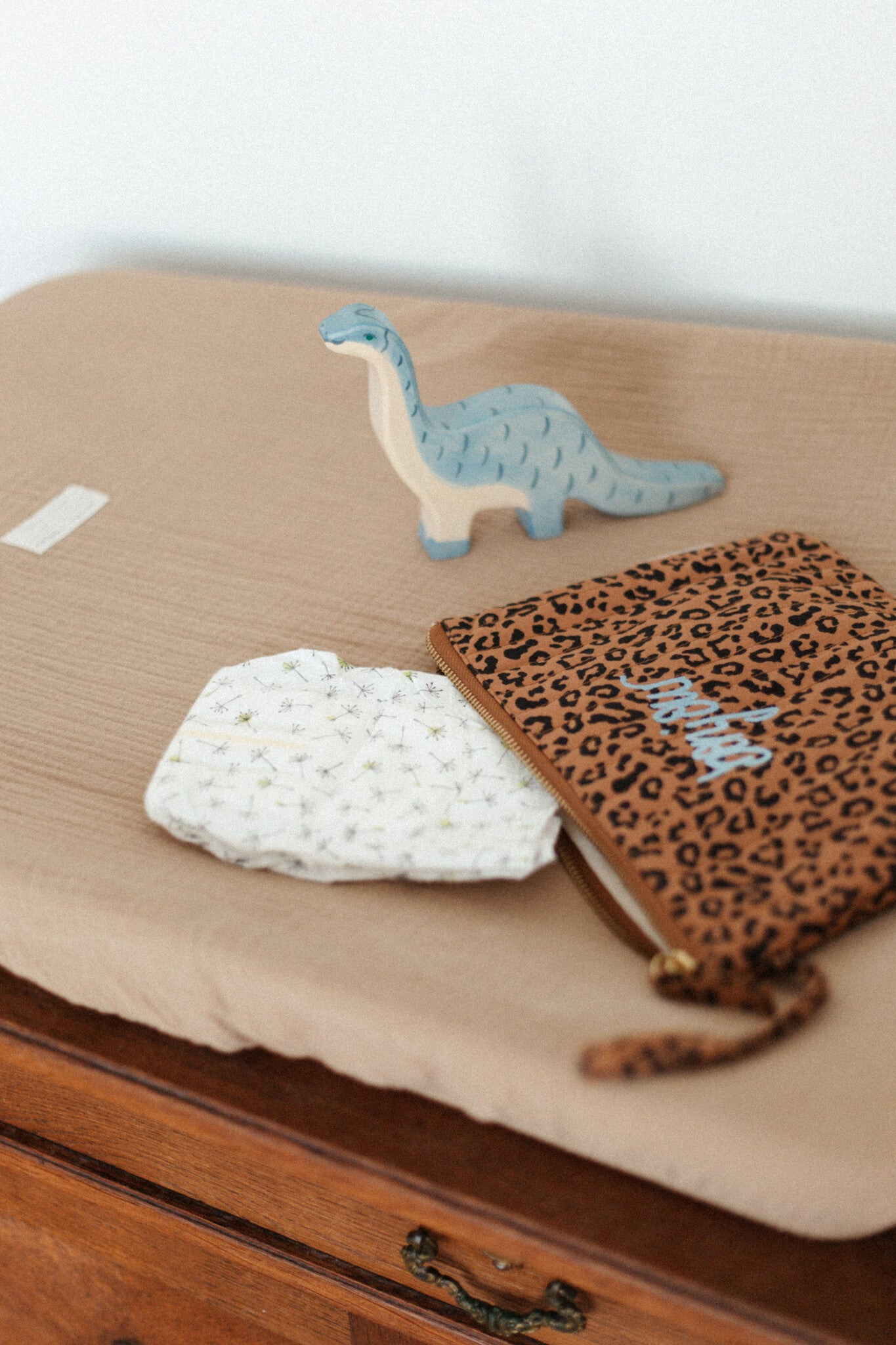THE FLAT POUCH  | LEOPARD