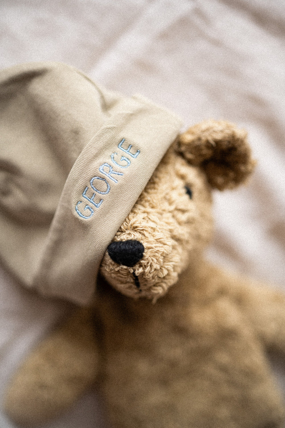 Teeny tiny beanie | Morning Moss