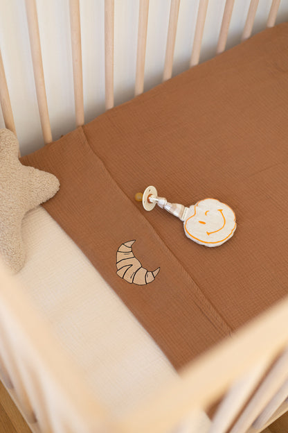 FLAT SHEET COT | BETTER BROWNIE