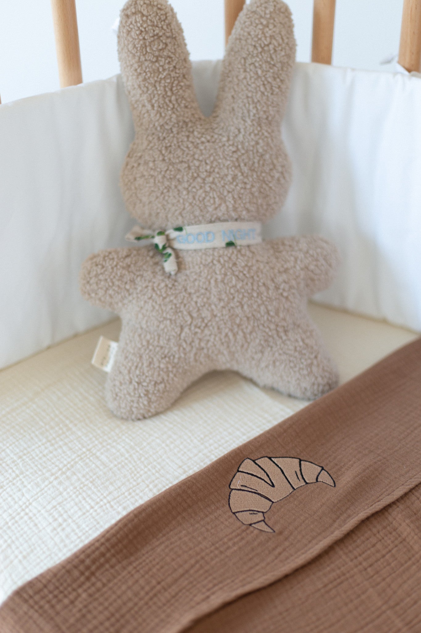 FLAT SHEET CRIB | BETTER BROWNIE