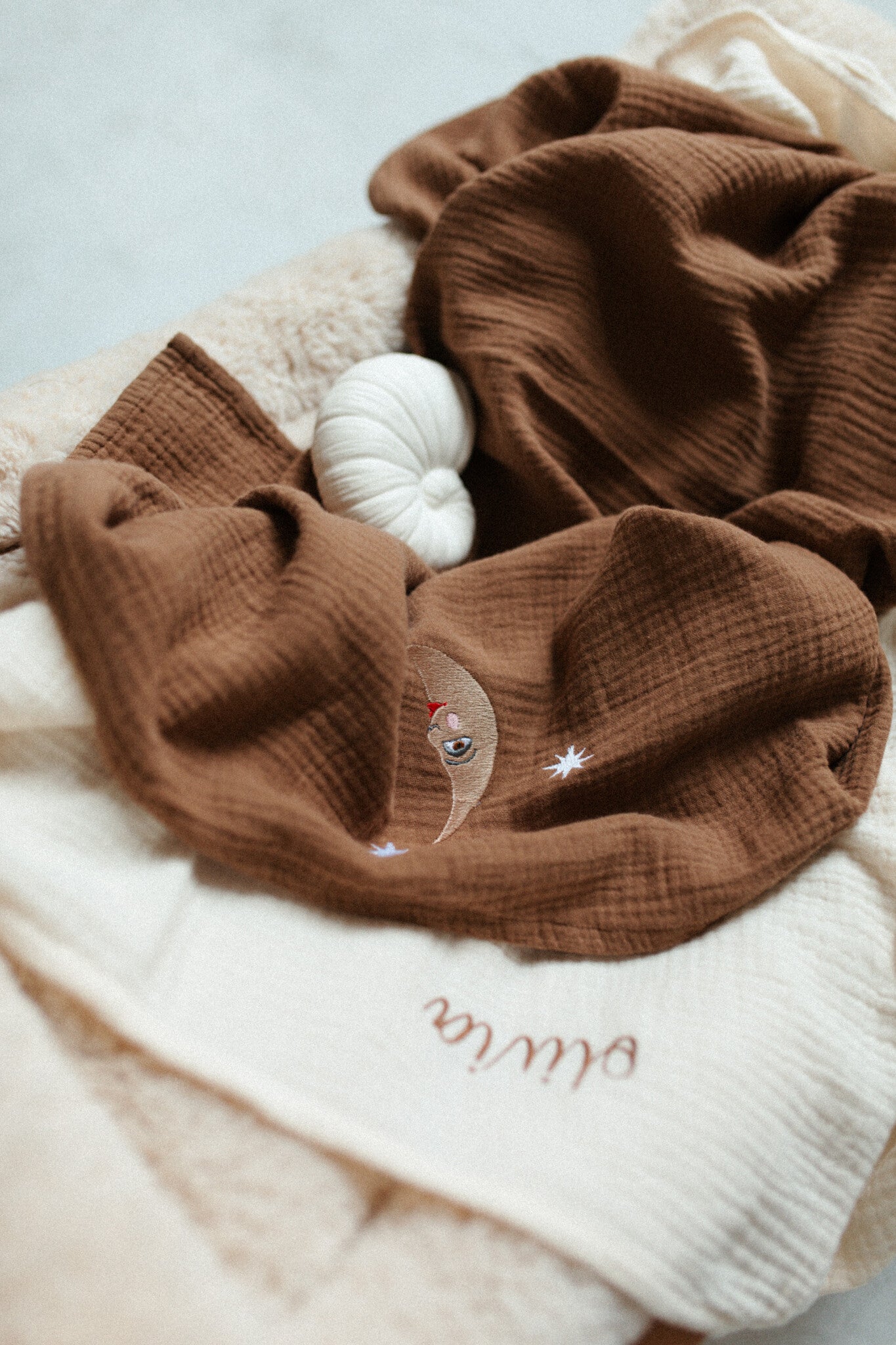 HUGE TOWEL | BETTER BROWNIE
