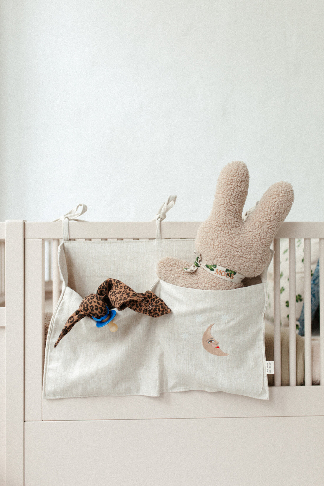 LINEN BED POCKET | BONJOUR BEIGE