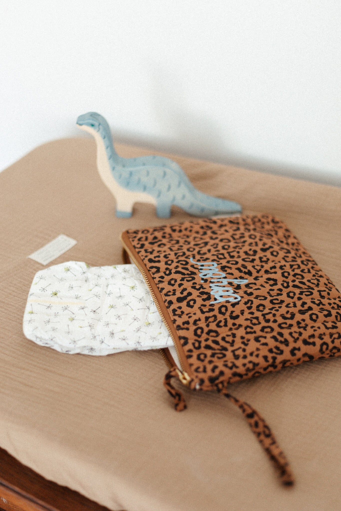 THE FLAT POUCH  | LEOPARD