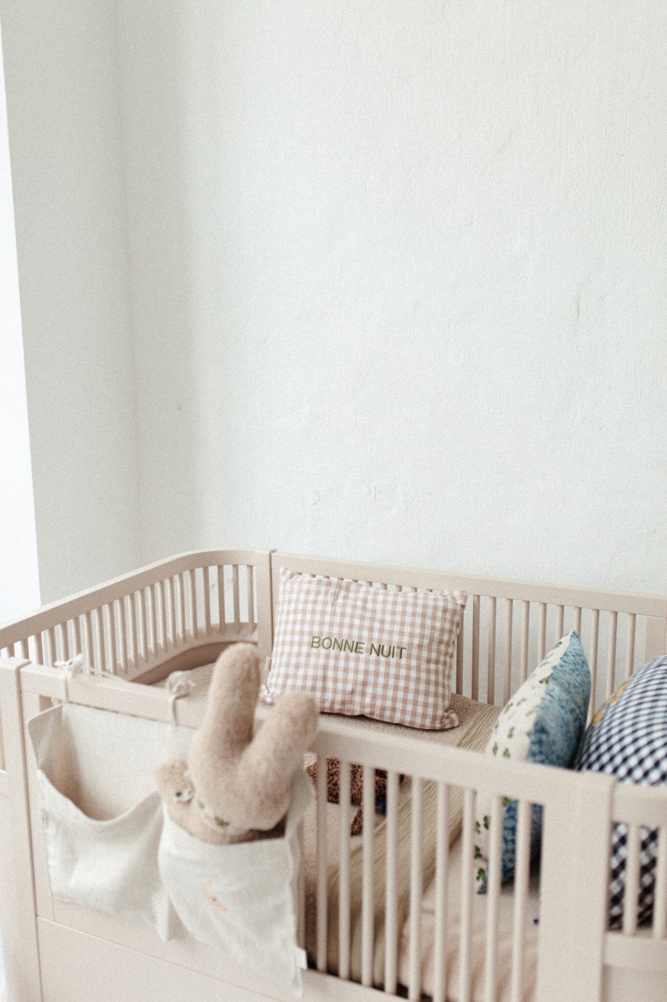 LINNEN BED PCOKET  | BONJOUR BEIGE