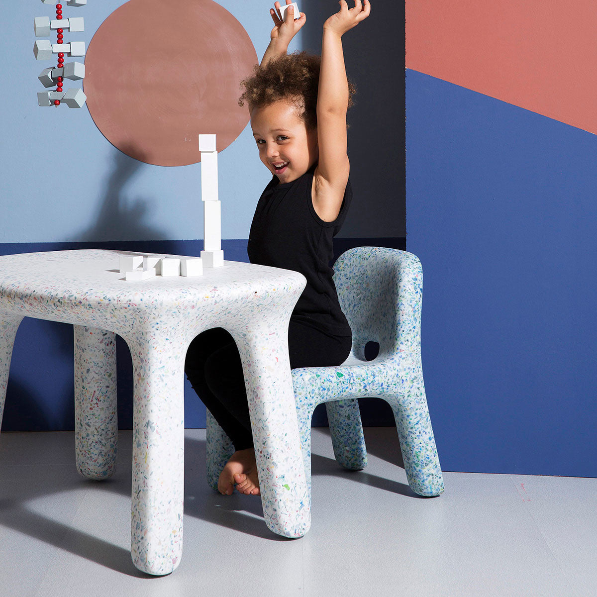LUISA TABLE  | PARTY
