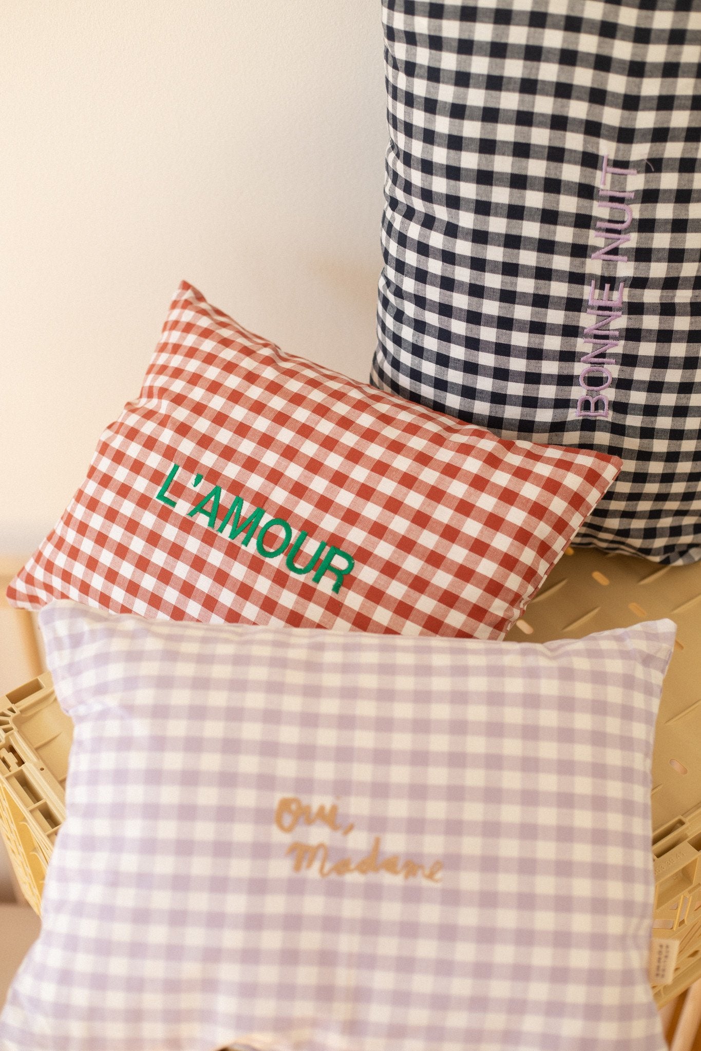 CUSHION CHECKED | LUCKY LILA