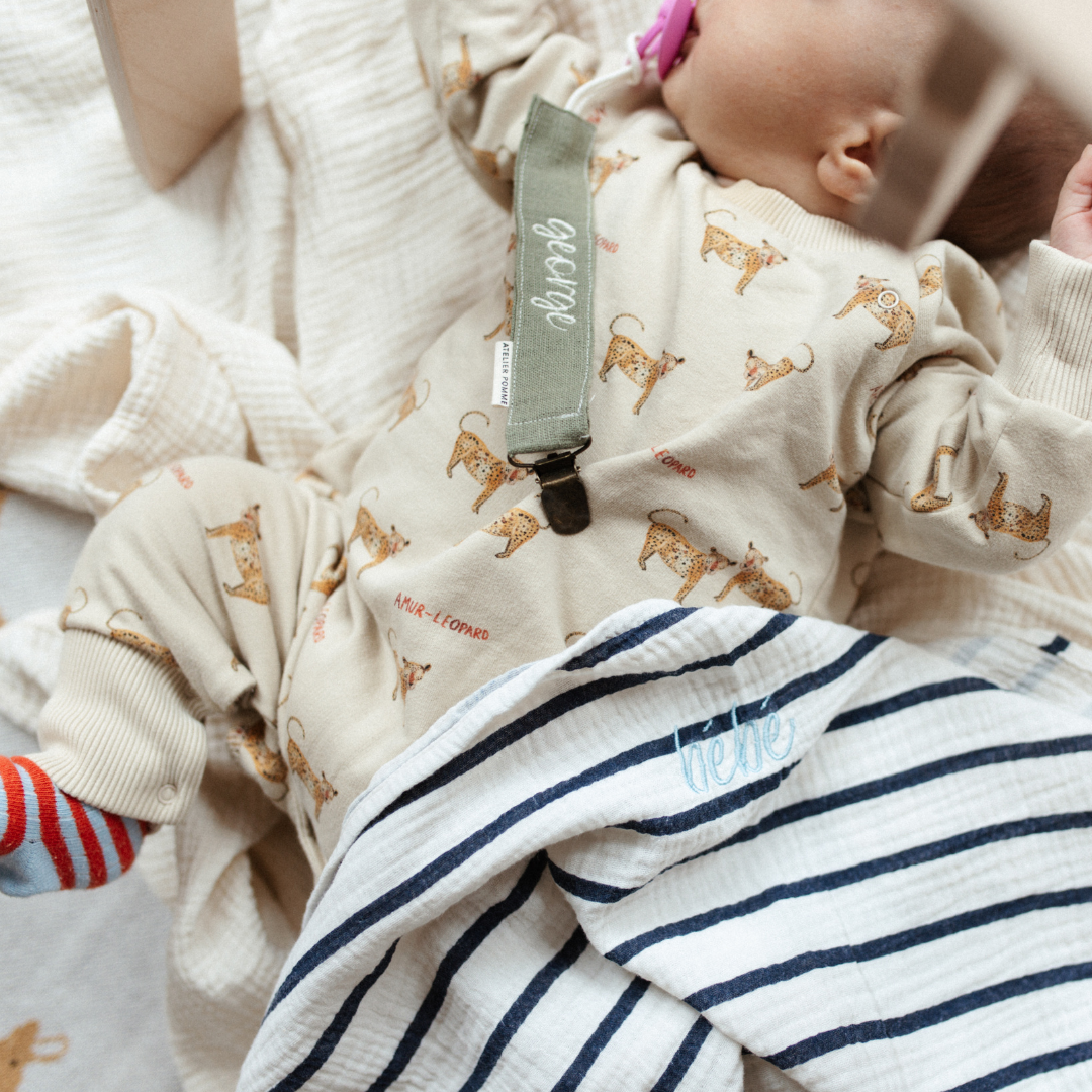 PACIFIER CORD | LINEN MORNING MOSS